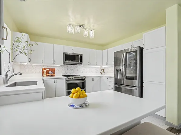 95-1018 Kahakiki St, Mililani, HI 96789