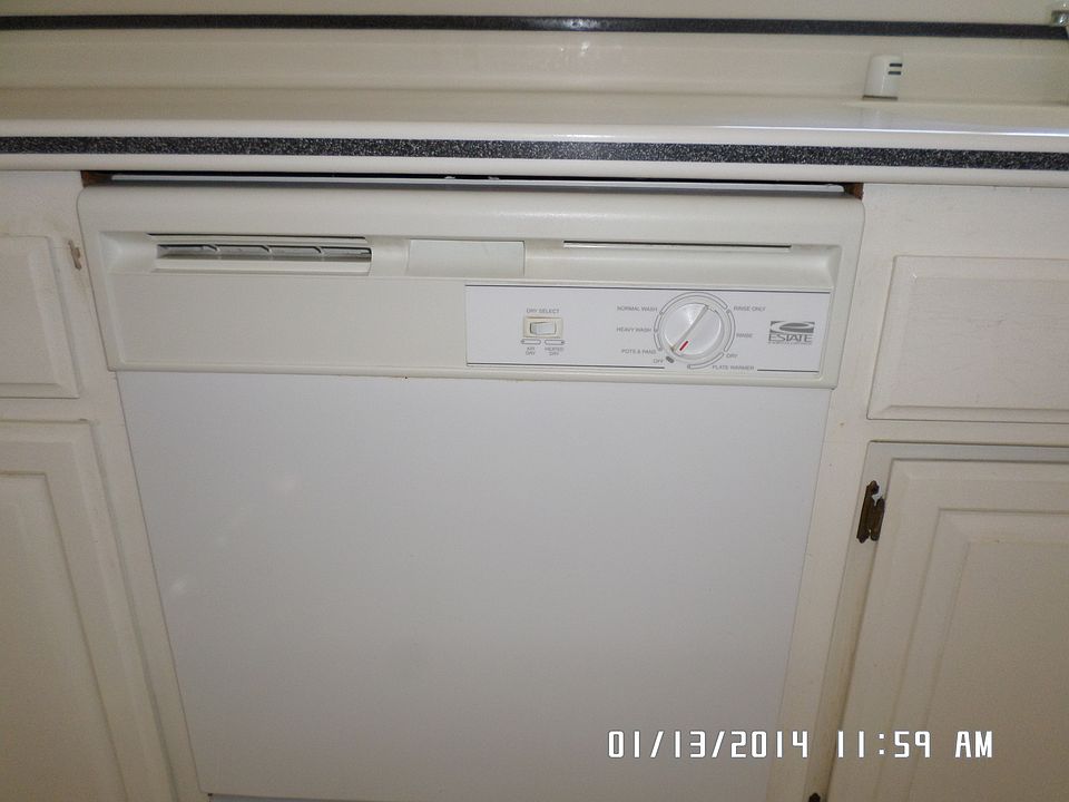 2nd image of 153 Pier Ave
