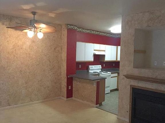 4th image of 18152 E Flora Pl Unit A
