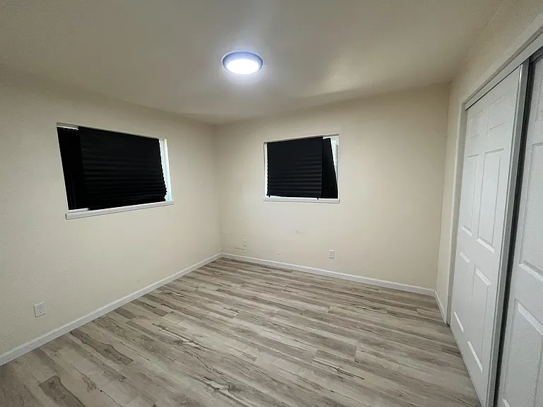 3021 Farris Ave — Photo 8