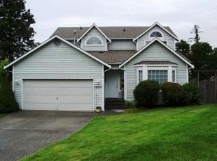 12214 NE 165th Pl, Bothell, WA 98011