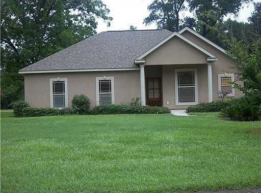 1st image of 20029 Twin Oaks Dr