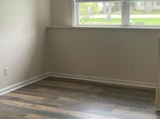 210 W Eliza St #6, Schoolcraft, MI 49087