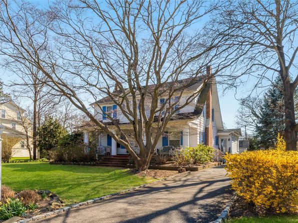 147 S Windsor Avenue, Brightwaters, NY 11718
