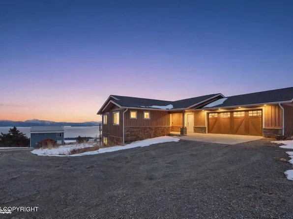 360 Paintbrush St, Homer, AK 99603
