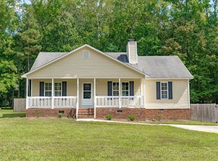 1206 Azalea Dr, Zebulon, NC 27597