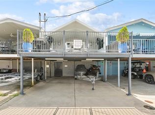 7720 Breakwater Dr, New Orleans, LA 70124