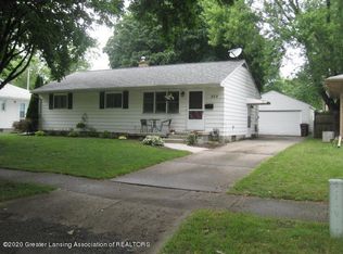 205 E Syringa Dr, Lansing, MI 48910