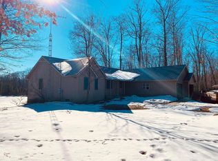 5340 S Mount Tom Rd, Rose City, MI 48654