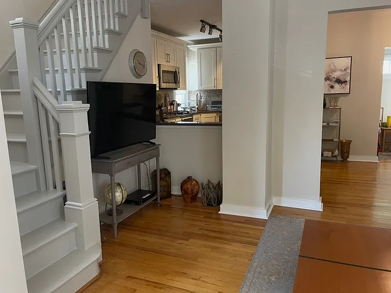 440 Tenafly Rd — Photo 6