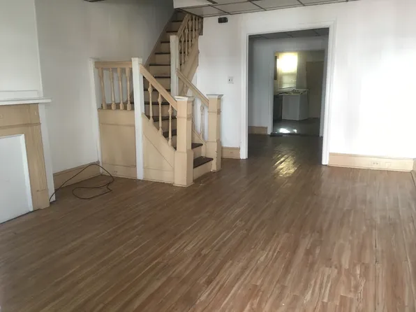 328 N Robinson St, Philadelphia, PA 19139