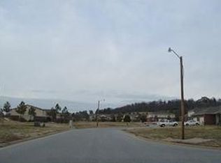 966 Plateau St, Springdale, AR 72764