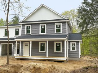 8 Larrabee Ln, North Yarmouth, ME 04097