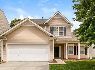 4815 Sunburst Ln, Charlotte, NC 28213
