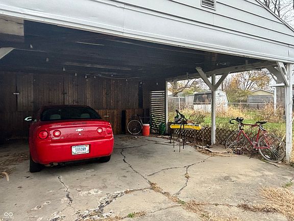 4th image of 1400 Holloway Dr