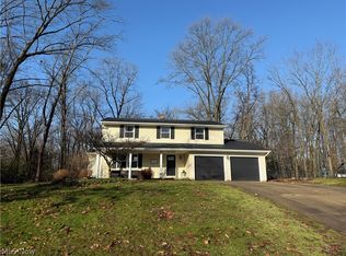 9994 Bimeler St NE, Bolivar, OH 44612