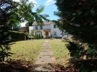 141 W 7th St, Mount Vernon, NY 10550