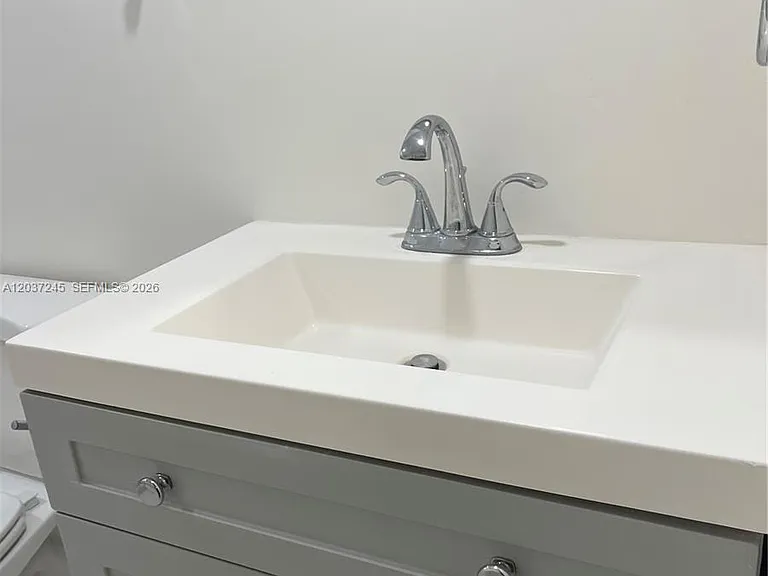 255 Sunrise Dr #103 — Photo 8
