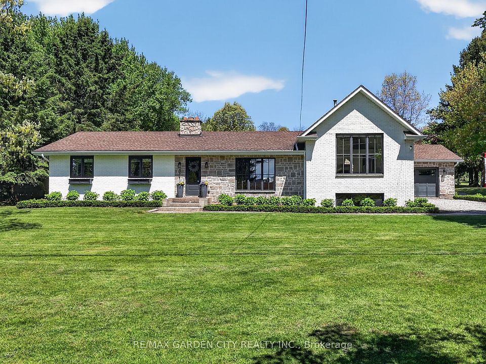 1st image of 377 Canboro Rd