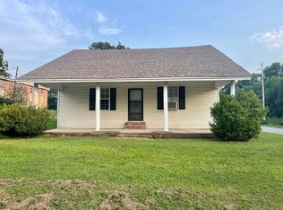 1611 Gaines Rd, Corinth, MS 38834