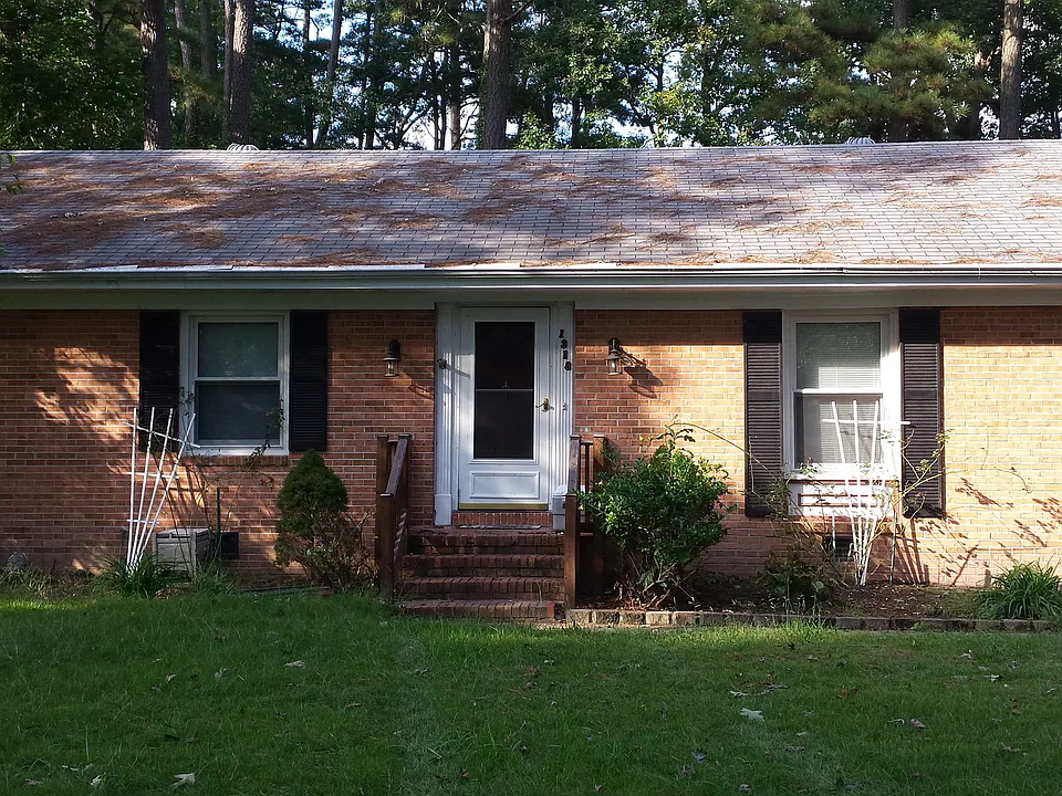 1318 Planters Dr