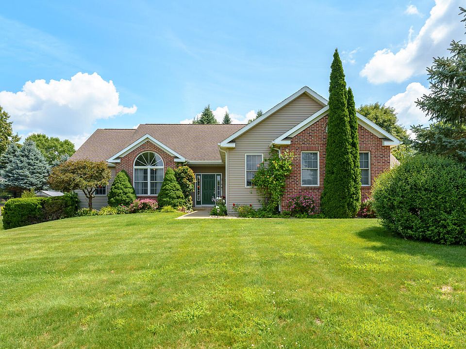 8431 Logan Bay St, Kalamazoo, MI 49009 Zillow