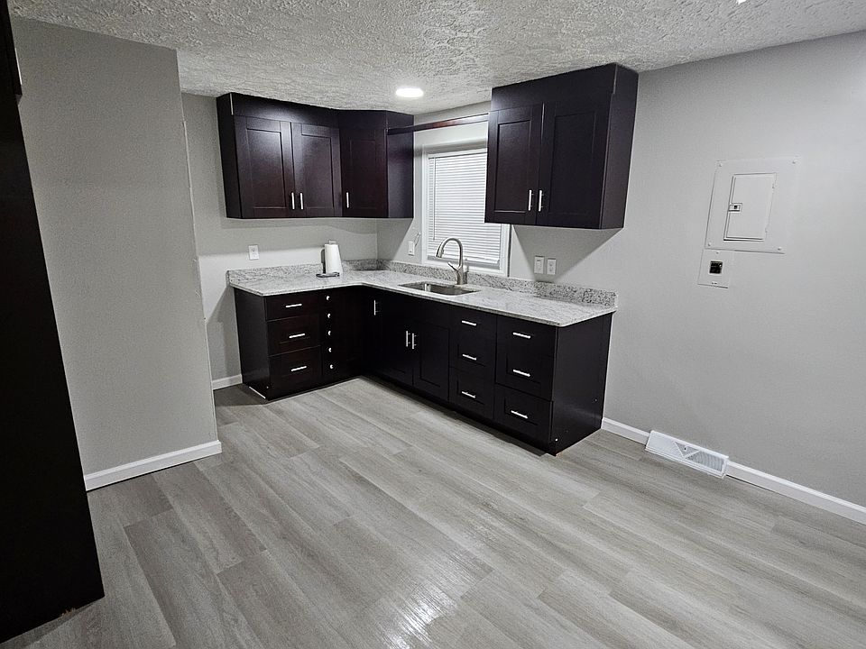 1st image of 18644 Powers Ave