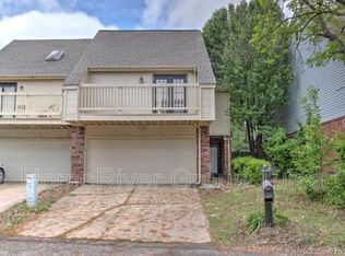 9130 S 69th Pl E, Tulsa, OK 74133