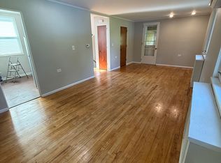 8 Burnham St, Cincinnati, OH 45218