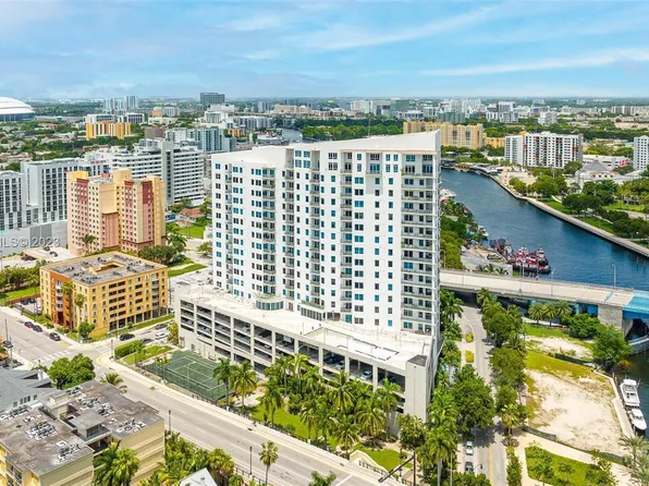 10 SW South River Dr, Miami, FL