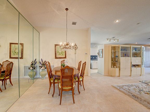 5th image of 9528 Honeybell Cir