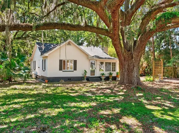 112 N Lake Ave, Leesburg, FL 34748