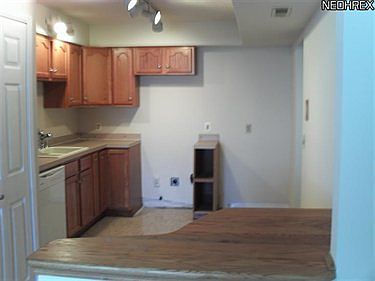 2nd image of 762 Kirkwall Dr