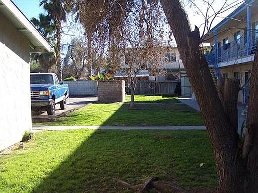 2nd image of 324 S Lincoln Ave APT D