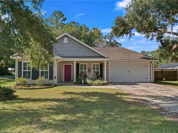 309 Haven Dr, Darien, GA 31305