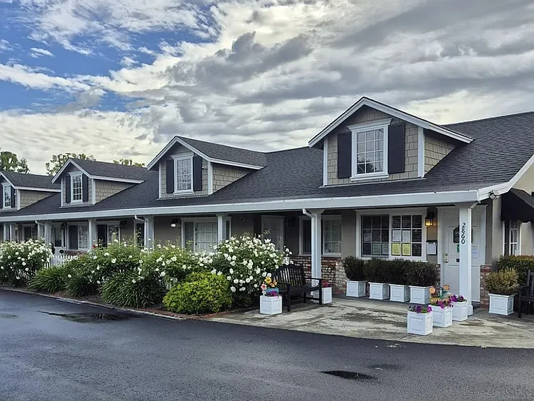 246 Apple Ln — Photo 12