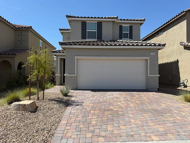1723 Sylvan Shire Ave — Photo 2