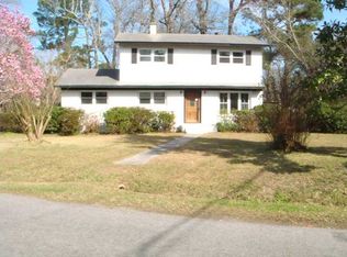 1805 Sandcroft Dr, Charleston, SC 29407