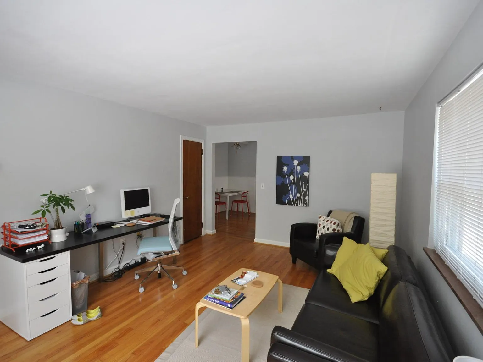 1 bed, 735 sqft, $1,000 — Photo 2