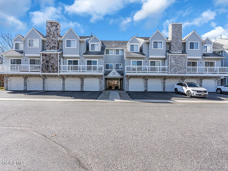 1st image of 1211 Arthur Street