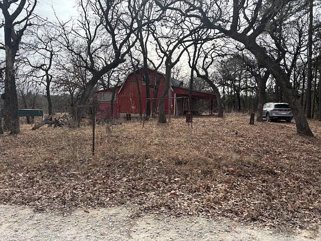 2nd image of 10383 Texoma Rd