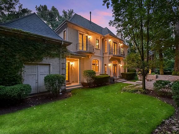 5th image of 887 Crescent Blvd