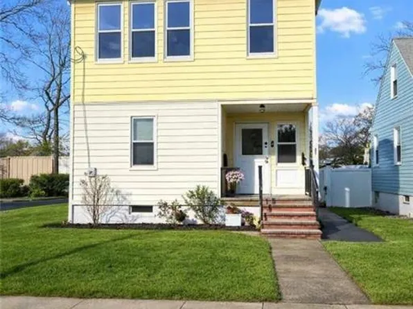 110 Willow Ave, Garwood, NJ 07027