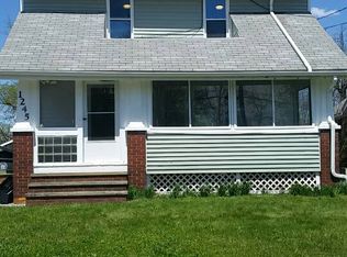 1245 Niagara Ave, Akron, OH 44305