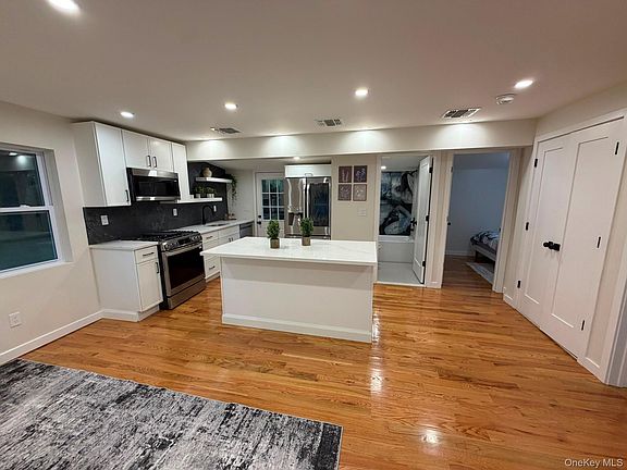 2nd image of 15 Anthony Street