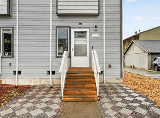12102 SE Raymond St, Portland, OR 97266