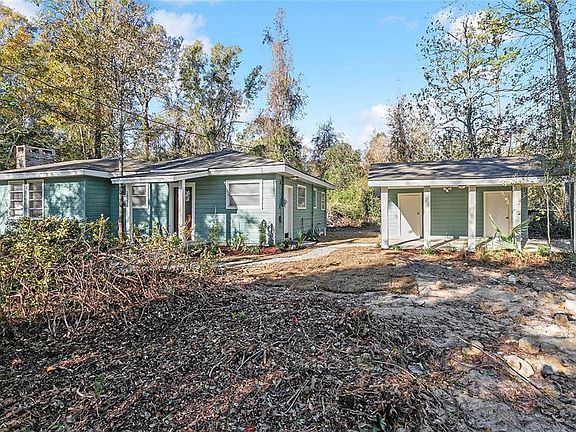 3rd image of 28820 Brecks Rd