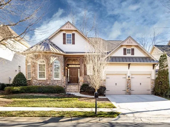 7415 Edenbridge Ln, Charlotte, NC 28226