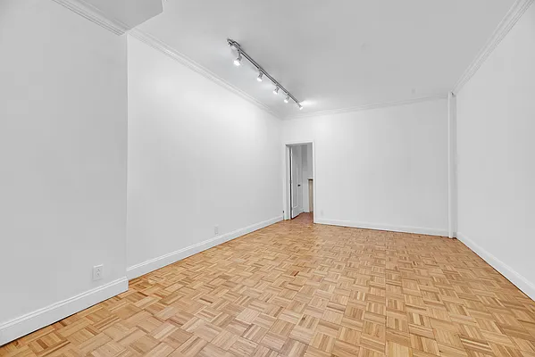 Rented by Douglas Elliman | media 15