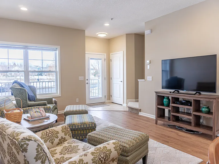 2976 Clover Ridge Dr — Photo 13